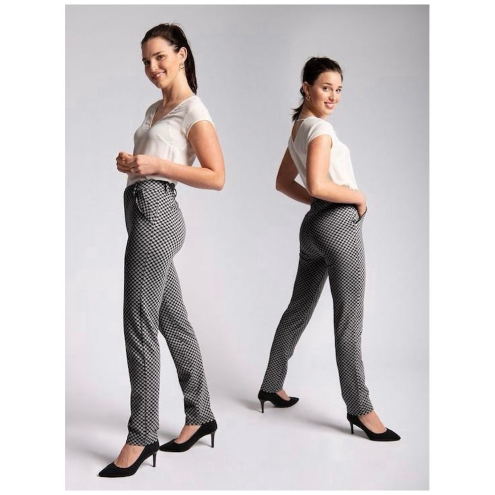 Betabrand NWOT Straight Leg Chino Dress Pant Yoga Pants DPYP Small Cat Print